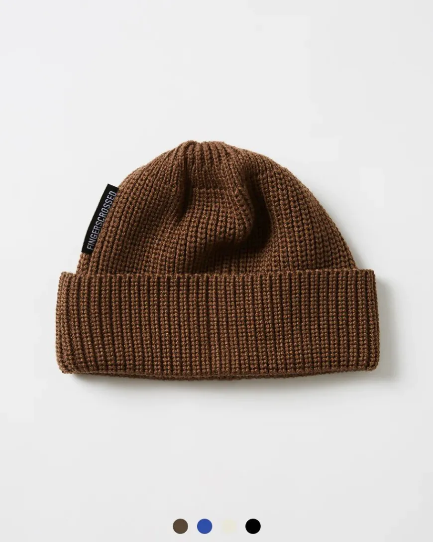 Fingerscrossed Beanie Casual Merino Tannenzapfen